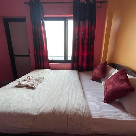 Hotel Pigeon Prince Nagarkot Buitenkant foto